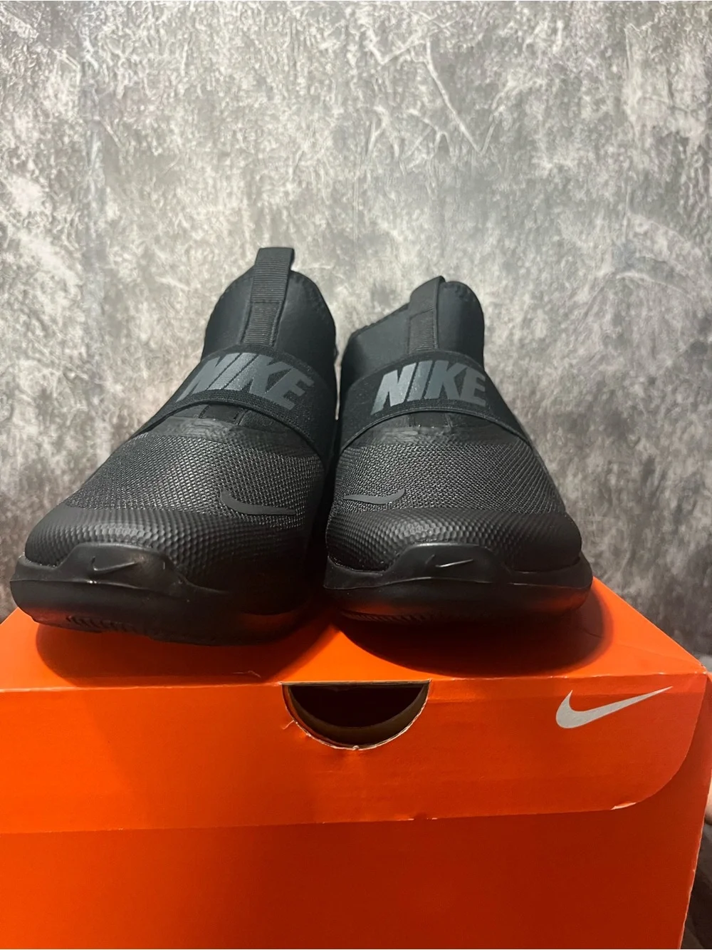 Nike  Black Slip-On Runner flex Sneakers with Elastic Strap